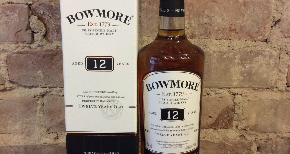 bowmore 12 years old islay single malt scotch whisky